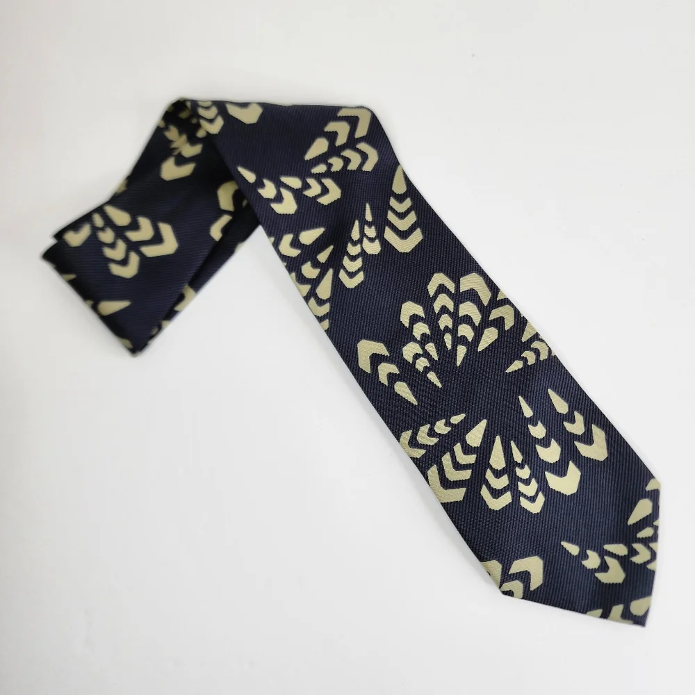 GIORGIO ARMANI Blue Silk Tie.